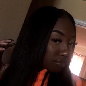 Meet your Posher, Maya